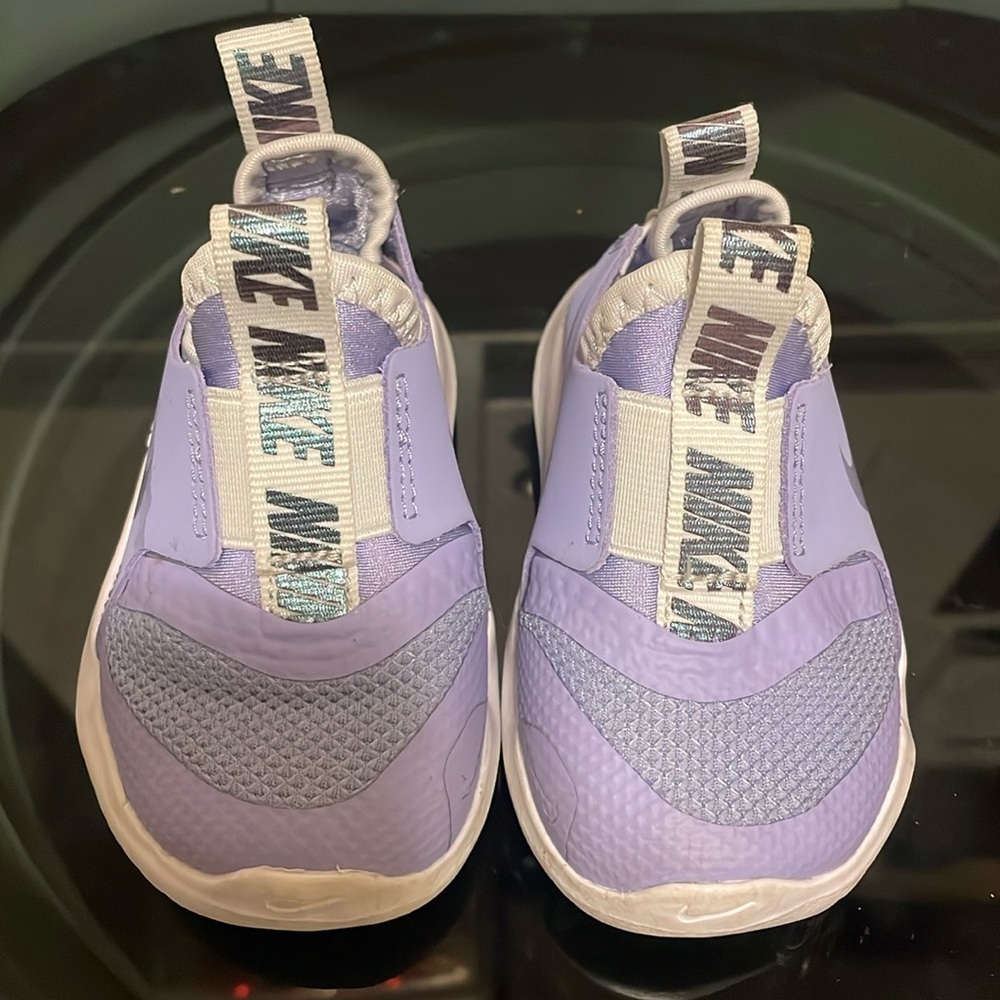 Toddle Nikes